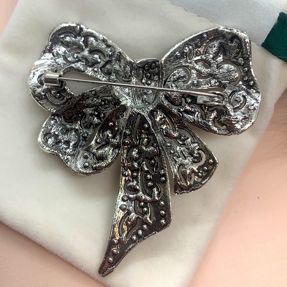 Black Rhinestone Bow Bowknot Brooch - Picture 3 of 3